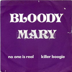 [Pochette de No one is real (BLOODY MARY)]