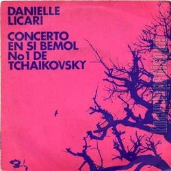 [Pochette de Concerto en si bmol n1 de Tchaikovsky (Danielle LICARI)]