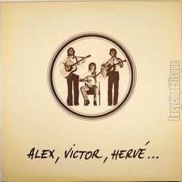 [Pochette de Le vieil homme et l’hirondelle / L’enfant de la nuit / Ma belle …]