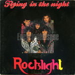 [Pochette de Flying in the night]