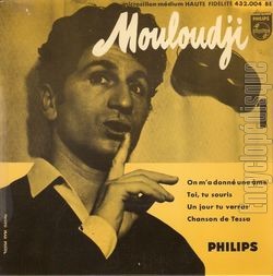 [Pochette de On m’a donn une me (MOULOUDJI)]