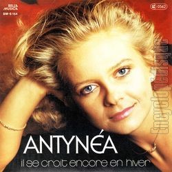 [Pochette de Il se croit encore en hiver (ANTYNEA)]