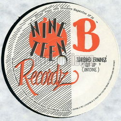 [Pochette de Nineteen magazine N 24 (COMPILATION) - verso]