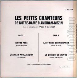 [Pochette de Notre Pre (Les PETITS CHANTEURS DE NOTRE-DAME D’ANDIRAN-MZIN) - verso]