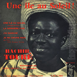 [Pochette de Une ile au soleil (Bachir TOUR)]