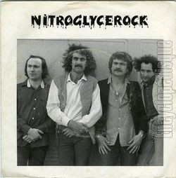[Pochette de pope (NITROGLYCEROCK)]