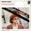 Une fille genre new-wave